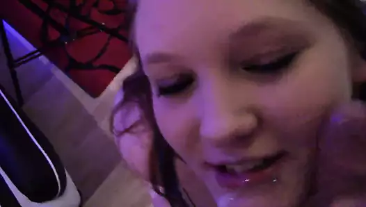 ayrıca yakınında freundin anruft yer .