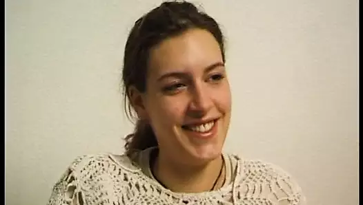 Alman Ev Kızı Kamerada Solo Şov Yapıyor 