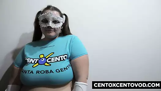 alex magni iki şişman domuzun çığlık atmasını ve tadını çıkarmasını sağlar