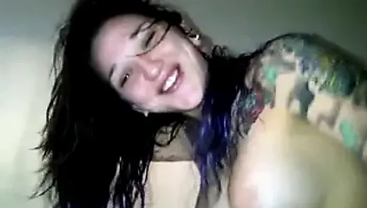 ateşli dövmeli kaşar üçlü!!!