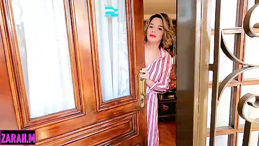 patronumun karısı onu sikmek ve büyük göğüslerine saldırmak için beni baştan çıkardı