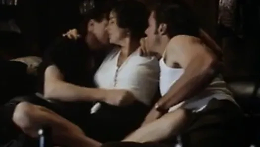 azizler ve günahkarlar 1994 (üçlü erotik sahne) mfm