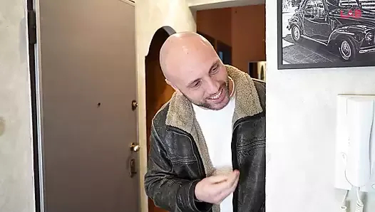 anal ve amcık için Slutty milf ile büyük yarrak ve tantaly bebek