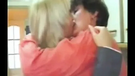 iki olgun kadın buluştuğunda