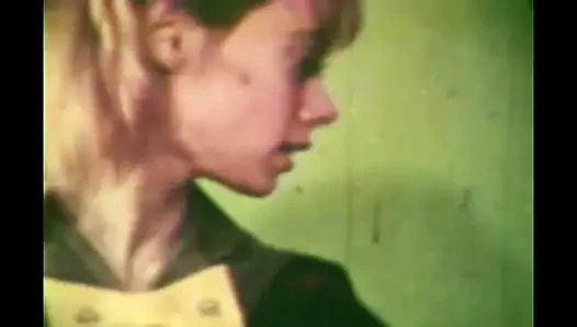 02 MEMNUN etmek için BAĞLI - Tam Vintage Film