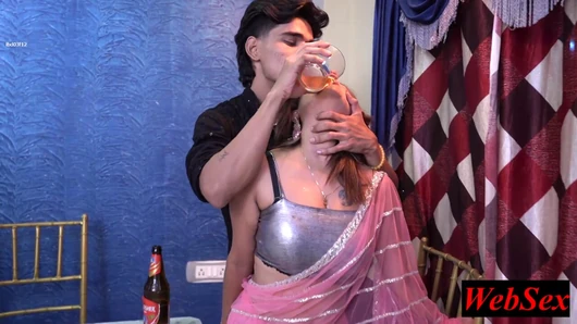 Yeni aşkla sert Romantik Seks! Hint ateşli Seks