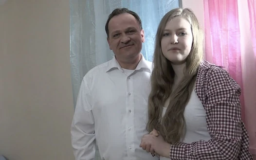 Yaşlıları Mutlu Eden Koca Yürekli Kız