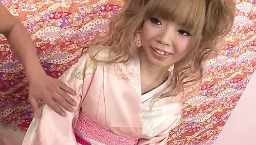 Daracık Çıtır Amcığında Koca Bir Yarrak İsteyen Azgın Kız