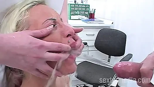 Göt sikmeli tuhaf muayene